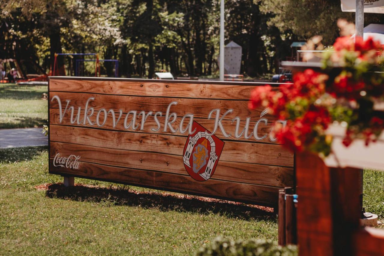 Vukovarska Kuca Hotel ภายนอก รูปภาพ